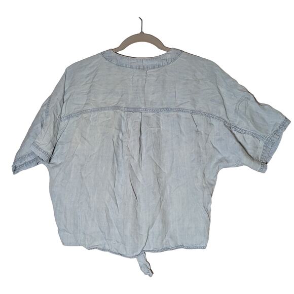 Harper Retro Denim Top XS‎ Blue Tie Front Button Up Short Sleeve Casual V-Neck - Picture 2 of 9
